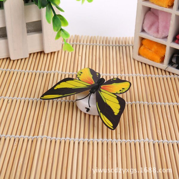 Home Smart Outdoor Garden Animal Lights - Image 4